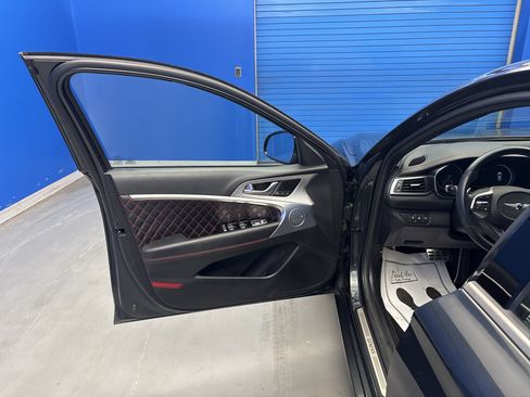 Used 2023 Genesis G70 3.3T w/ Sport Prestige Package AWD/4WD image 9