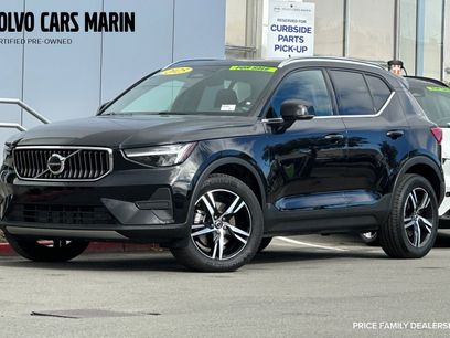 Certified 2025 Volvo XC40 B5 Core