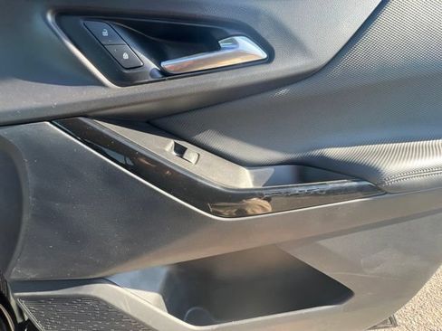 Used 2026 Chevrolet Equinox LT FWD image 29