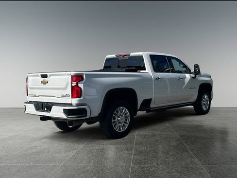 Used 2022 Chevrolet Silverado 3500 High Country image 7