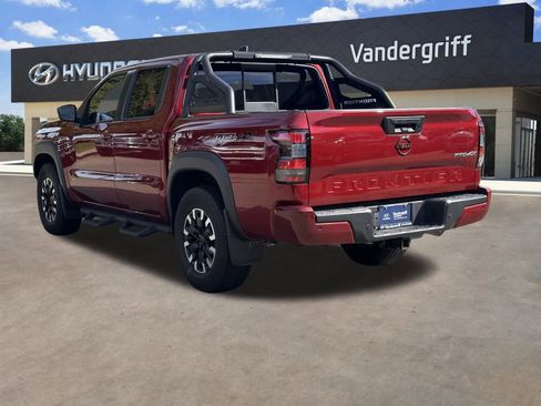 Used 2022 Nissan Frontier PRO-4X w/ Technology Package image 11