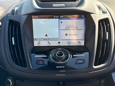 Used 2017 Ford Escape Titanium FWD image 29