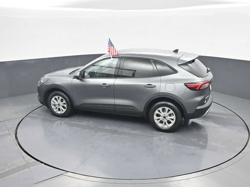 Used 2025 Ford Escape Active AWD/4WD image 28