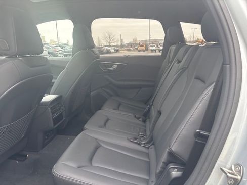 Used 2025 Audi Q7 3.0T Premium Plus image 11