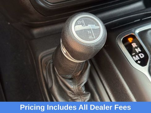 Used 2020 Jeep Wrangler Sport AWD/4WD image 19