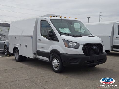 New 2025 Ford Transit 350 RWD image 1