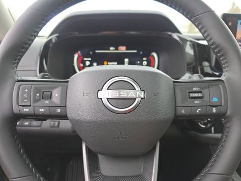 New 2026 Nissan Pathfinder Platinum image 27