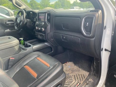 Used 2020 GMC Sierra 1500 AT4 w/ AT4 Premium Package AWD/4WD image 10