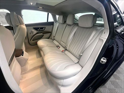 Used 2026 Mercedes-Benz EQS 450+ 4MATIC Sedan image 17
