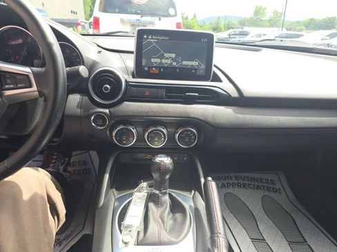 Used 2016 MAZDA MX-5 Miata Grand Touring RWD image 22
