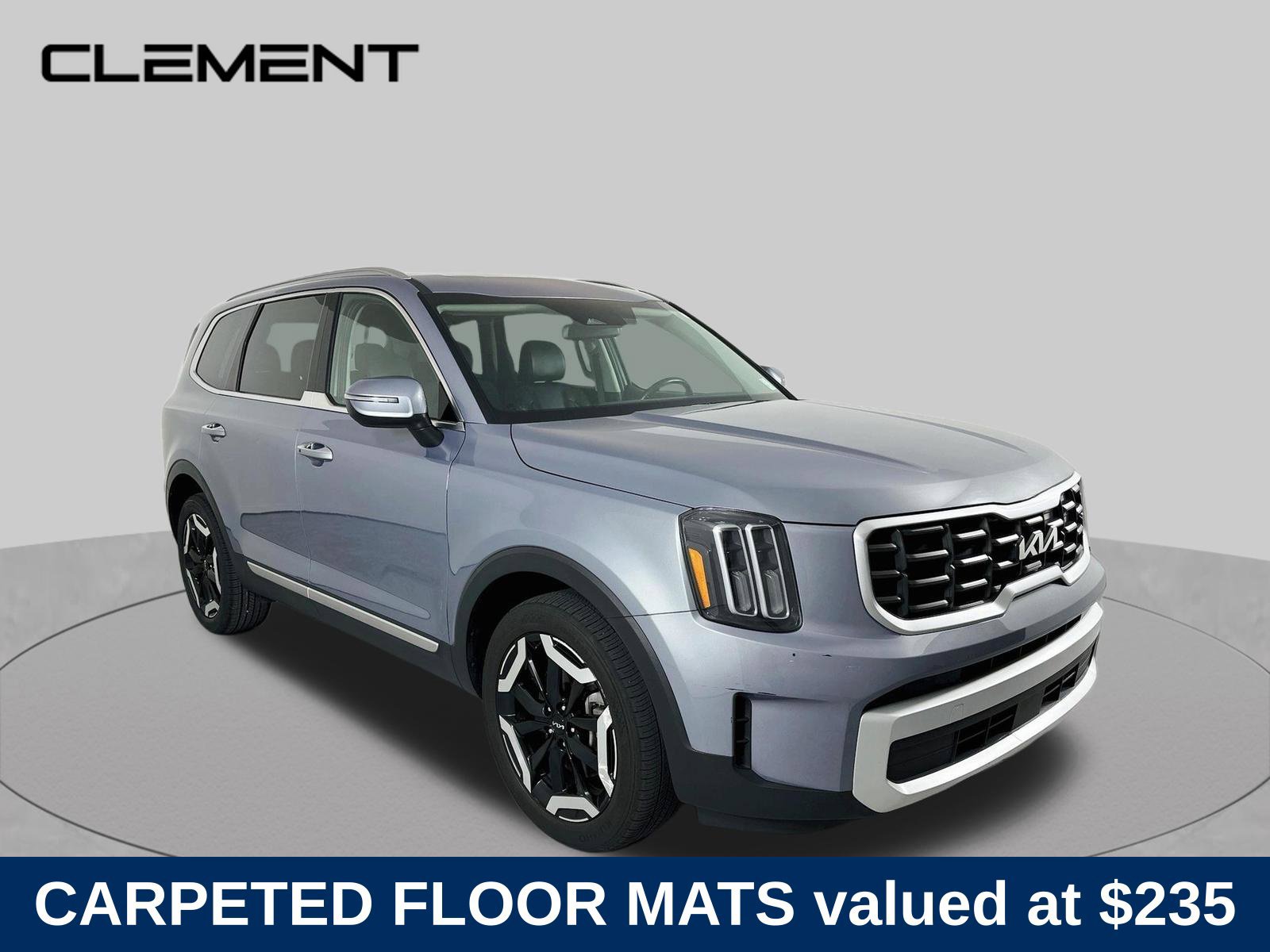 Used 2025 Kia Telluride S FWD image 3