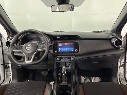Used 2023 Nissan Kicks SR FWD image 37