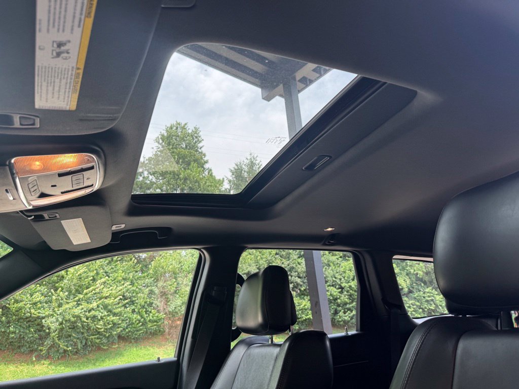 Used 2018 Jeep Grand Cherokee Limited AWD/4WD image 15