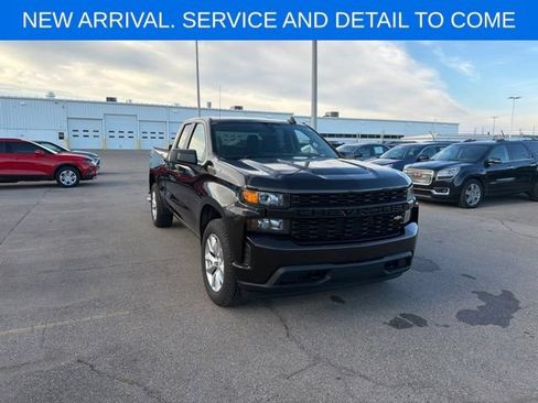 Used 2019 Chevrolet Silverado 1500 Custom w/ Custom Convenience Package AWD/4WD image 5