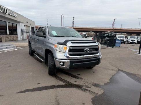 Used 2015 Toyota Tundra SR image 27