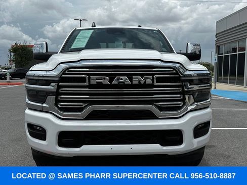 Used 2026 RAM 2500 Laramie AWD/4WD image 5