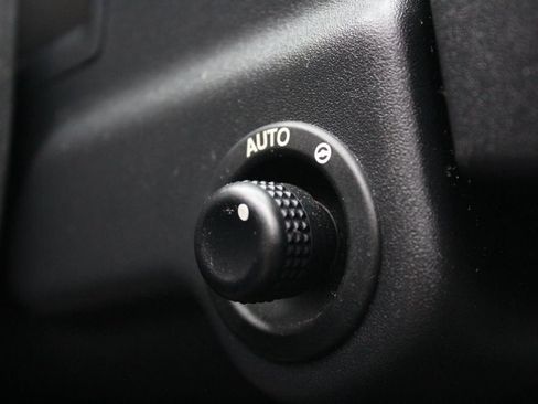 Used 2011 Land Rover LR4 HSE LUX image 28