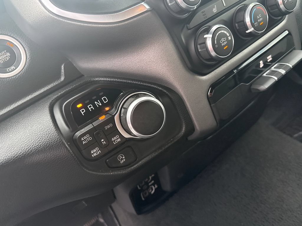 Used 2024 RAM 1500 Big Horn AWD/4WD image 30
