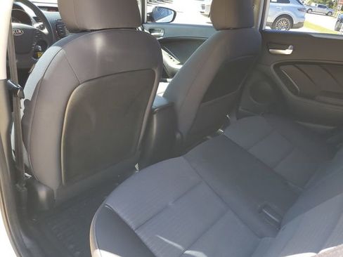 Used 2017 Kia Forte LX w/ LX Popular Package image 27