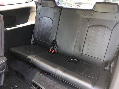 Used 2015 Buick Enclave Premium AWD/4WD image 28