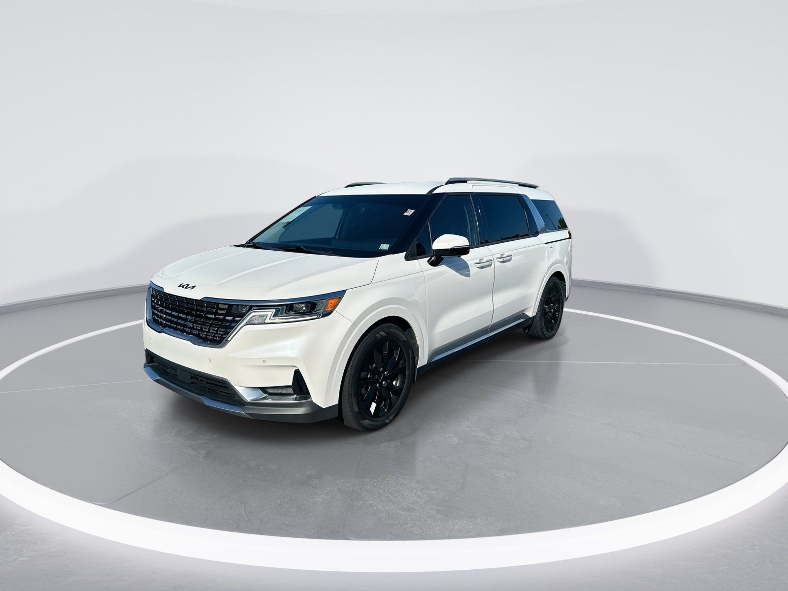 Used 2022 Kia Carnival SX w/ Paint Protection Package FWD image 5