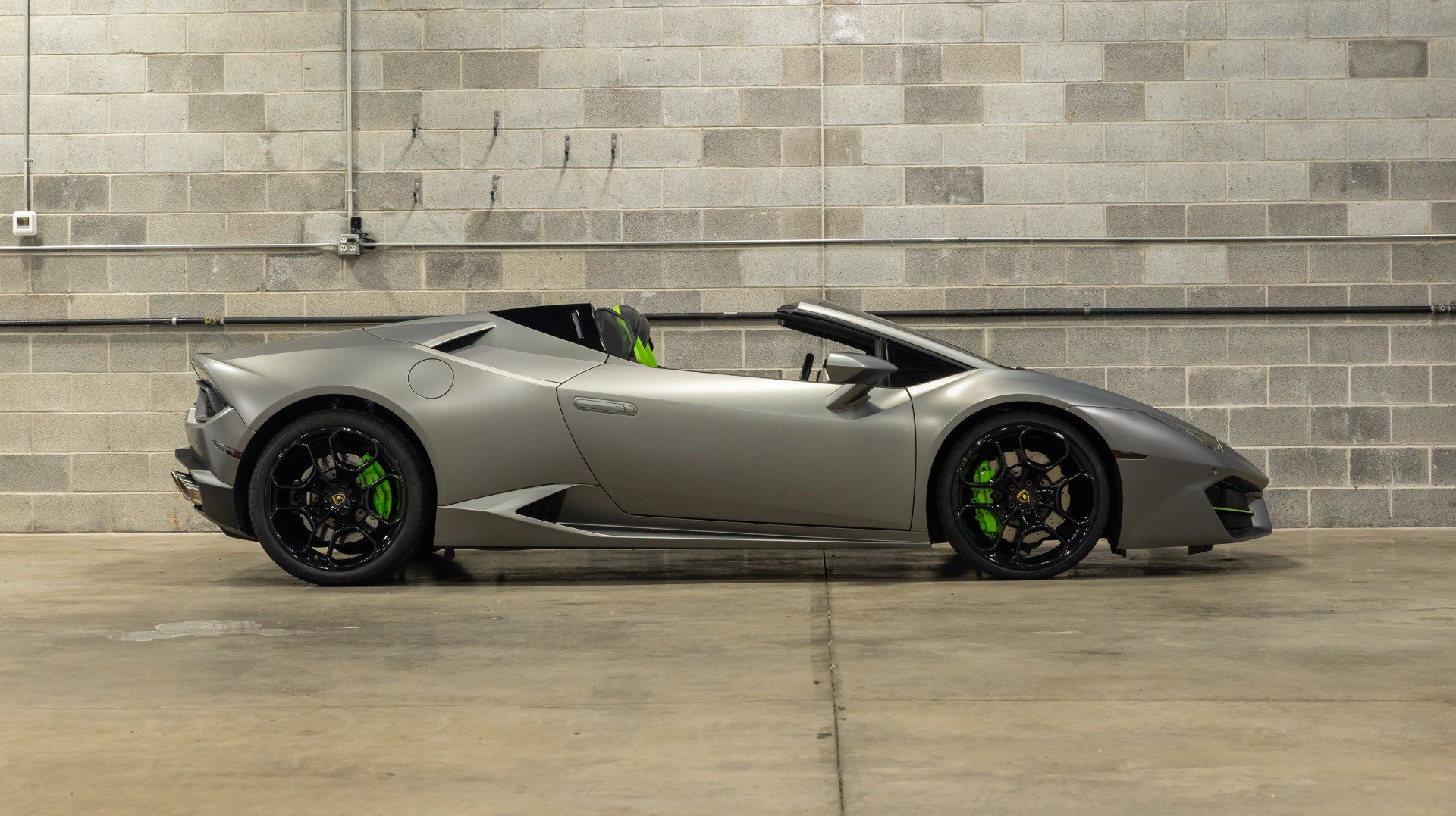 Used 2017 Lamborghini Huracan LP 580-2 RWD image 15