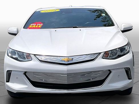Used 2018 Chevrolet Volt Premier w/ Driver Confidence Package FWD image 4