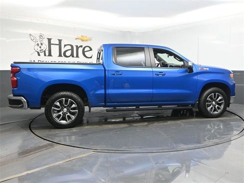 Used 2022 Chevrolet Silverado 1500 LT image 36