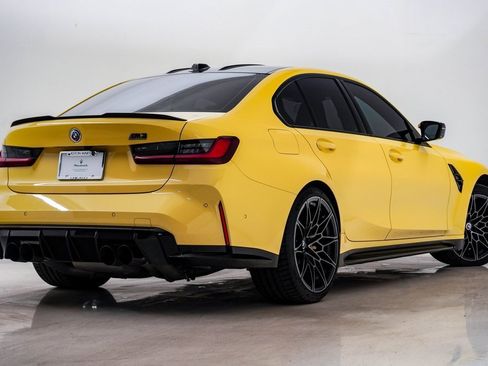 Used 2023 BMW M3 Competition w/ M Carbon Exterior Package image 10