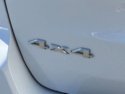 Used 2017 Jeep Grand Cherokee Overland image 25