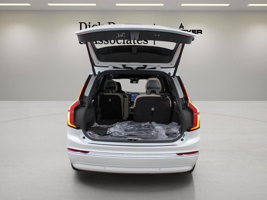New 2026 Volvo XC90 B5 Ultra w/ Protection Package Premier AWD/4WD image 63