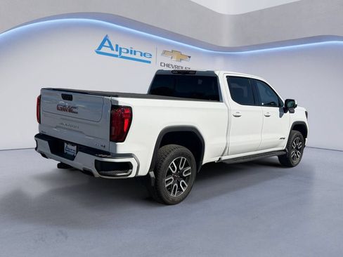Used 2022 GMC Sierra 1500 AT4 w/ AT4 Premium Package AWD/4WD image 5