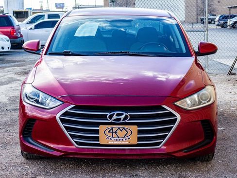 Used 2017 Hyundai Elantra SE image 8