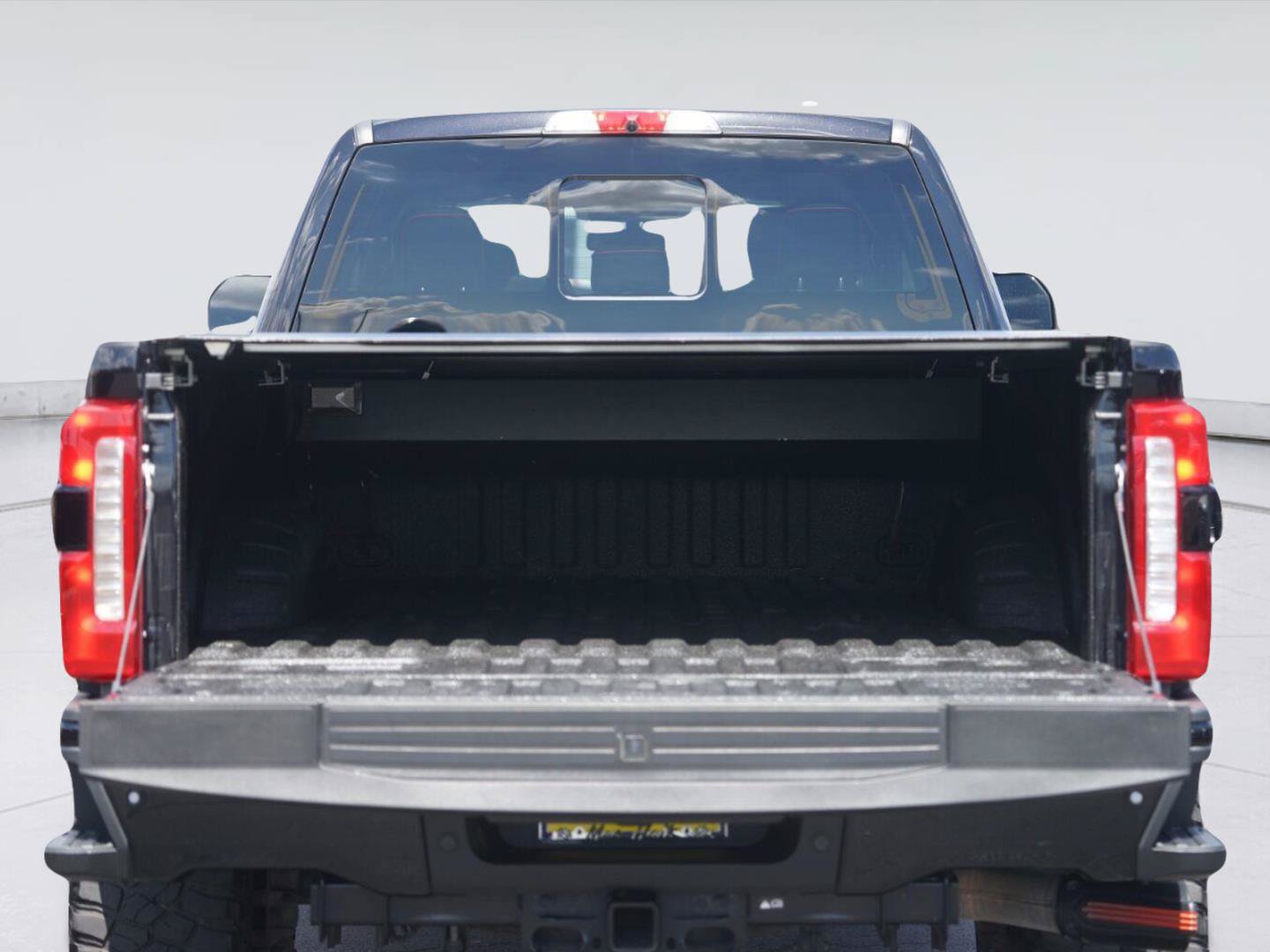 Certified 2023 Ford F250 Lariat w/ Lariat Ultimate Package AWD/4WD image 32