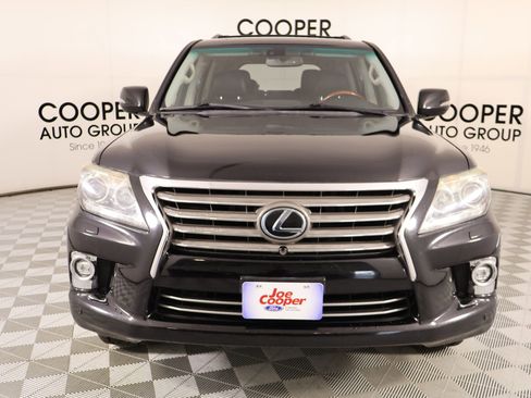 Used 2015 Lexus LX 570 4WD image 11