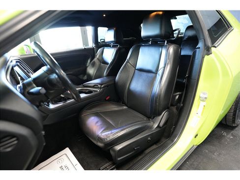 Used 2015 Dodge Challenger R/T Plus RWD image 11