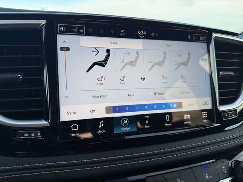 New 2026 Chrysler Pacifica Limited image 35