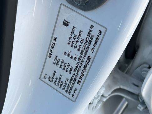 Used 2021 Tesla Model 3 Standard Range Plus RWD image 27