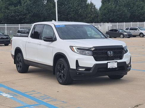 Used 2024 Honda Ridgeline Black Edition image 4