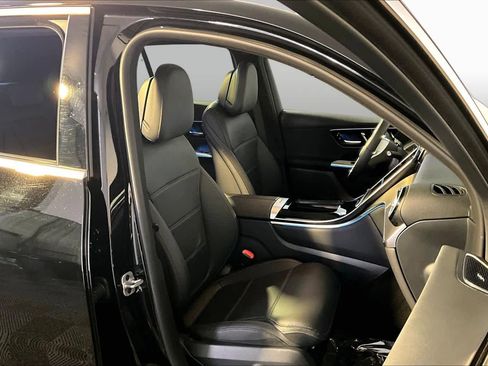Certified 2026 Mercedes-Benz GLC 300 4MATIC image 8