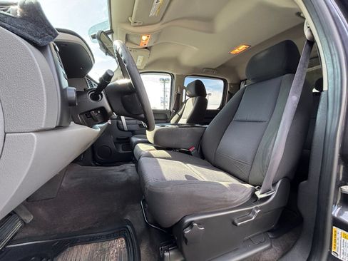 Used 2010 GMC Sierra 1500 SL RWD image 11