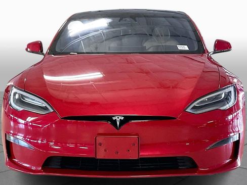 Used 2021 Tesla Model S Plaid image 3