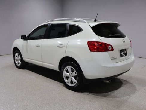 Used 2008 Nissan Rogue SL w/ Moonroof Pkg FWD image 4