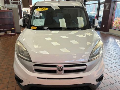 Used 2017 RAM ProMaster City Tradesman SLT w/ Rear Back-up Camera Group image 4