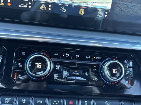 Used 2025 GMC Sierra 2500 Denali Ultimate image 38