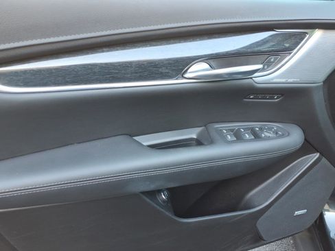 Certified 2023 Cadillac XT5 Premium Luxury AWD/4WD image 19