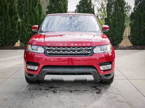Used 2017 Land Rover Range Rover Sport HSE image 3