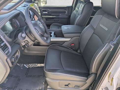 New 2026 RAM 2500 Laramie AWD/4WD image 4