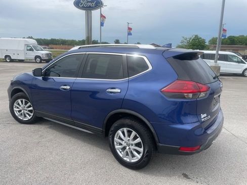 Used 2019 Nissan Rogue SV AWD/4WD image 6