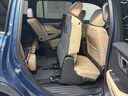 New 2026 Buick Enclave Preferred w/ Power Package image 17